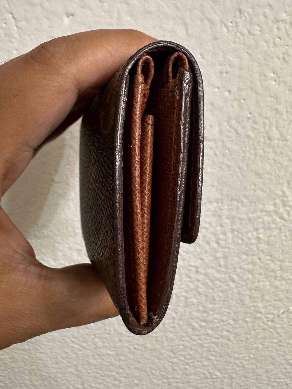 Louis Vuitton Monogram Canvas Small Wallet - Picture 3 of 12